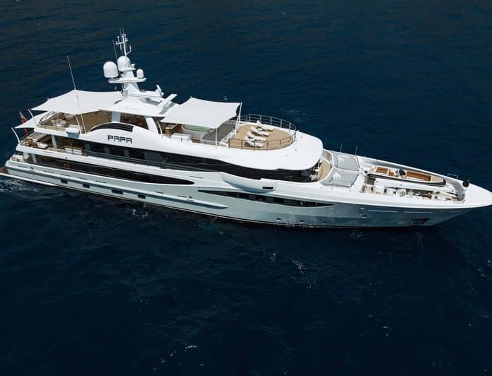 PAPA yacht