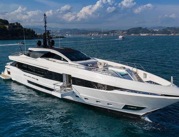 MANGUSTA GRANSPORT 45 yacht