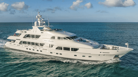 CARTE BLANCHE yacht