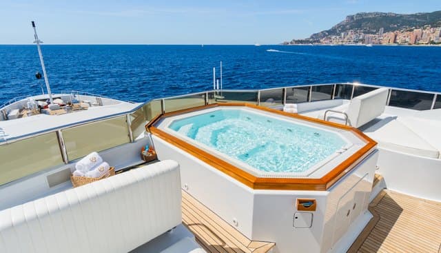 APOGEE yacht — Apogee Yacht 2