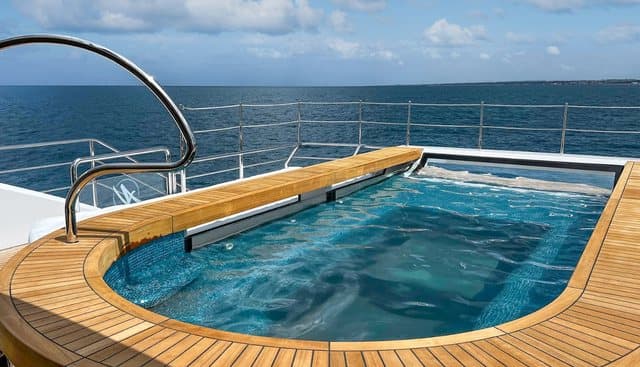 AMOR A VIDA yacht — Amor a Vida Yacht 3