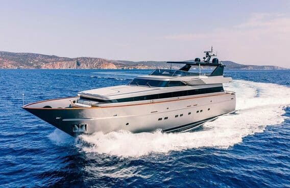 OVAL yacht