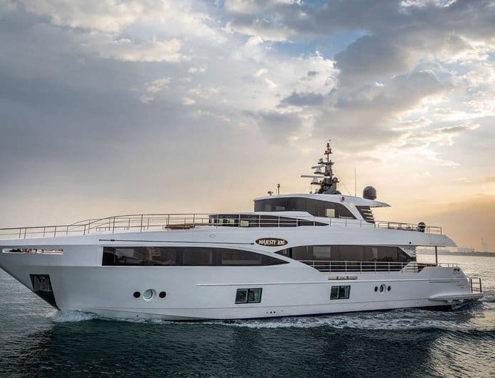 WATERMACHINE yacht