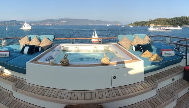 COCOA BEAN yacht — Cocoa Bean Yacht 2